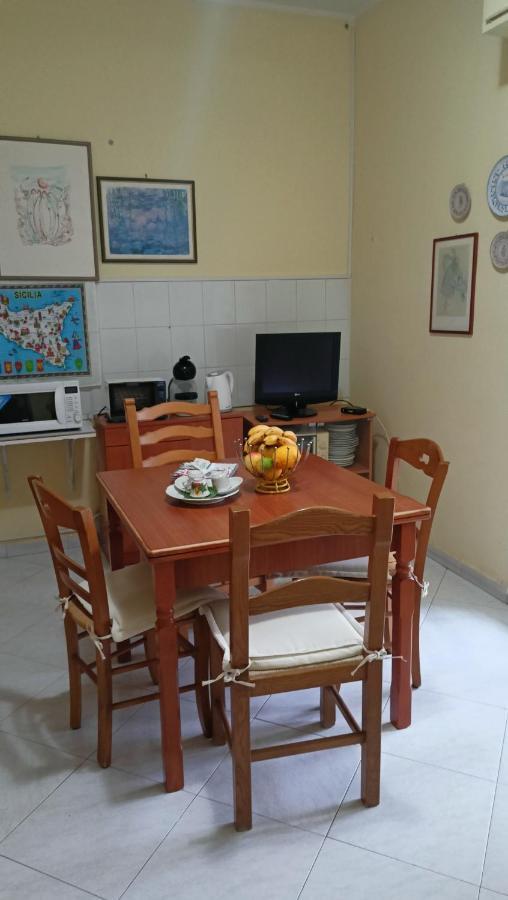 Amuny Sicily Guest House Syracuse ภายนอก รูปภาพ