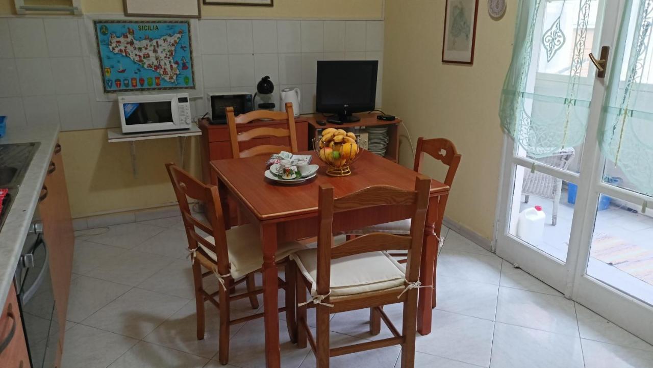 Amuny Sicily Guest House Syracuse ภายนอก รูปภาพ